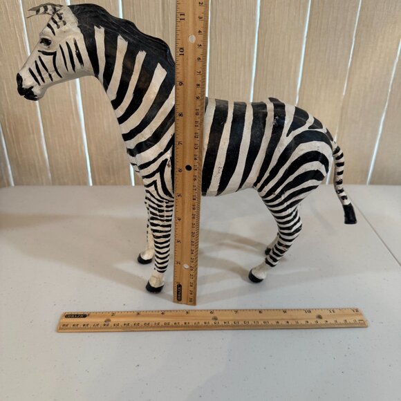 Vintage Leather  Elephant Giraffe Hippo and  Zebra Statues Figurines Lot Of 4 - Picture 12 of 16